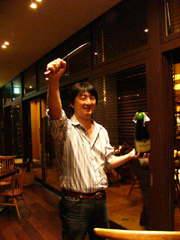 部長40歳BD ご満悦2.JPG